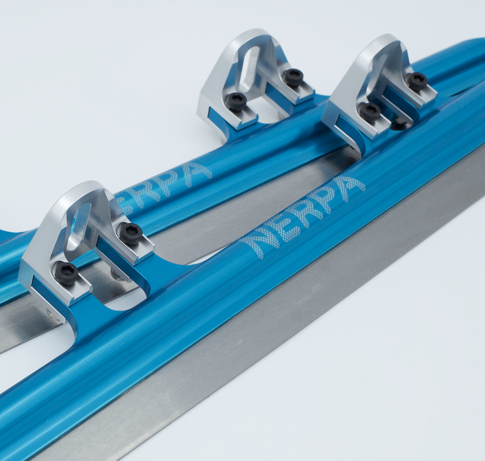 Nerpa Shadow - beginner short track blades